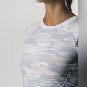 Alpalethe Velocity Crop Tee - Arctic Canvas Camo XS